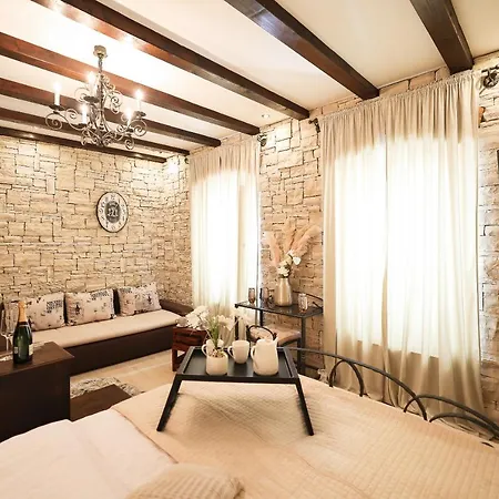 Apartment Luxury Center Angels Rm