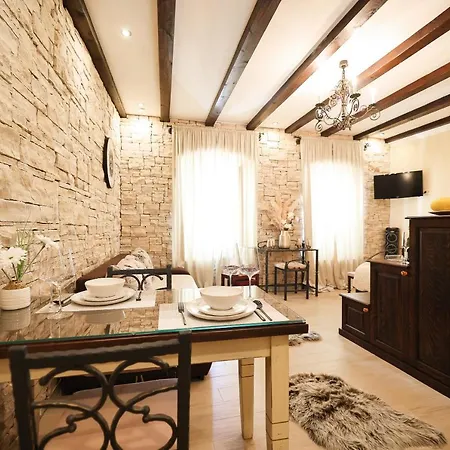 Luxury Center Angels Rm