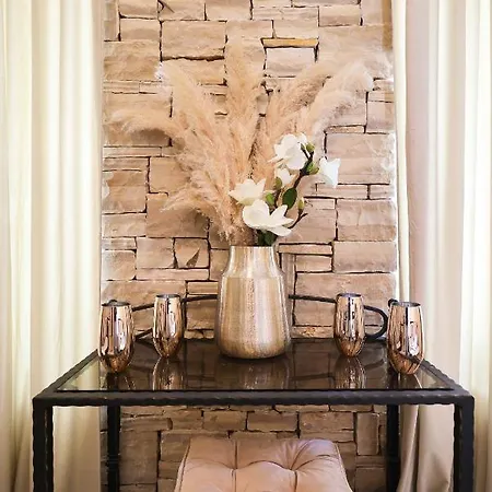 Luxury Center Angels Rm